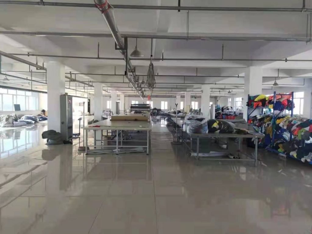 swimwear manufacturer Yteng